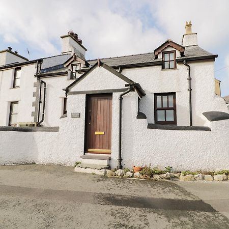 Snowdon View Villa Holyhead Bagian luar foto