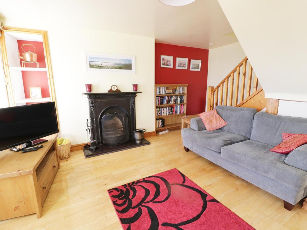 Snowdon View Villa Holyhead Bagian luar foto
