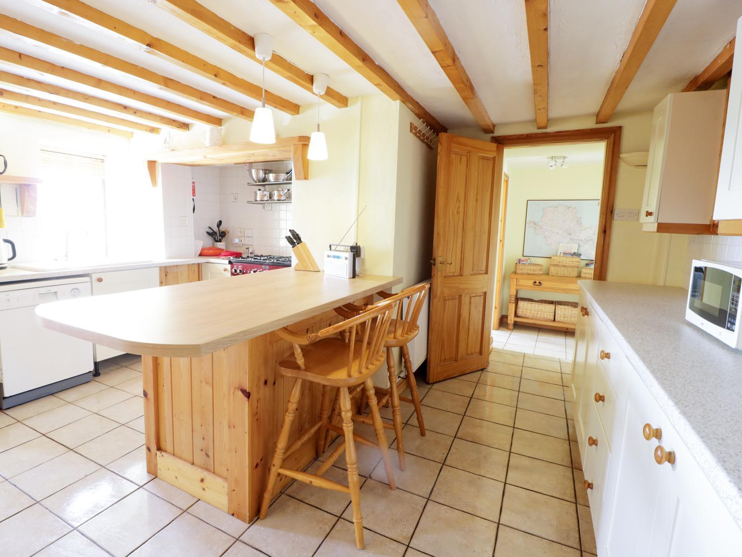 Snowdon View Villa Holyhead Bagian luar foto